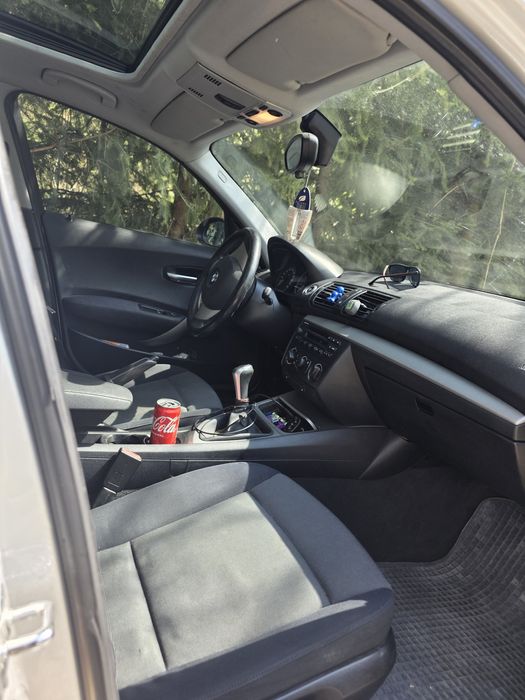 Vand bmw 118i, stare foarte buna de functionare