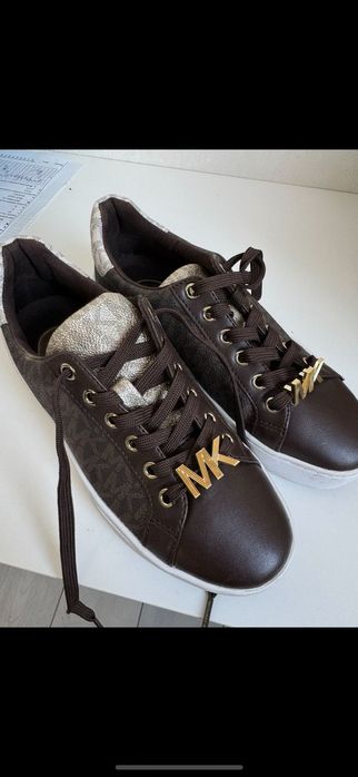 Продам кеды Майкл Корс