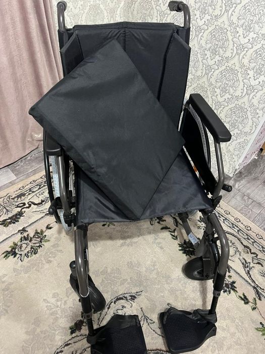 Продам инвалидную коляску Dos ortopedia GOLD 400