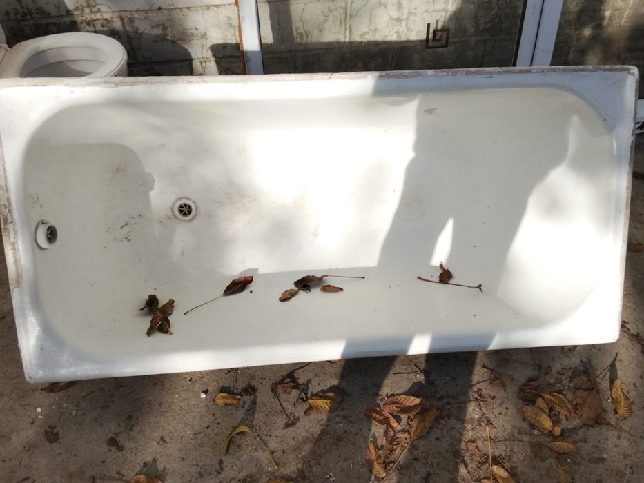 Ванна чугунная хороше сост