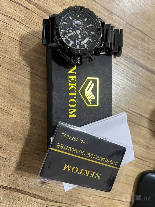 NEKTOM kvarts erkaklar soati
