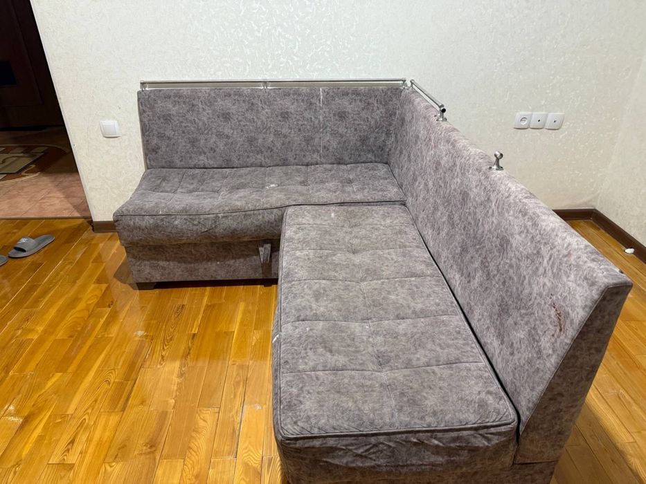 Диван-Уголок для кухни