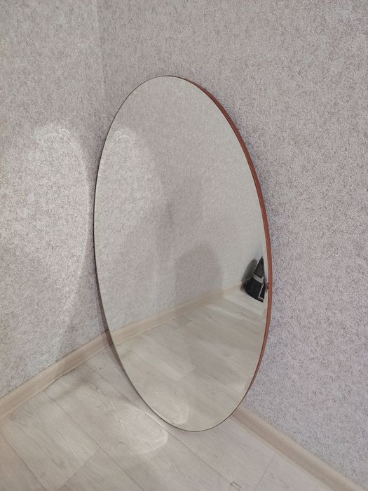 Продаётся зеркало