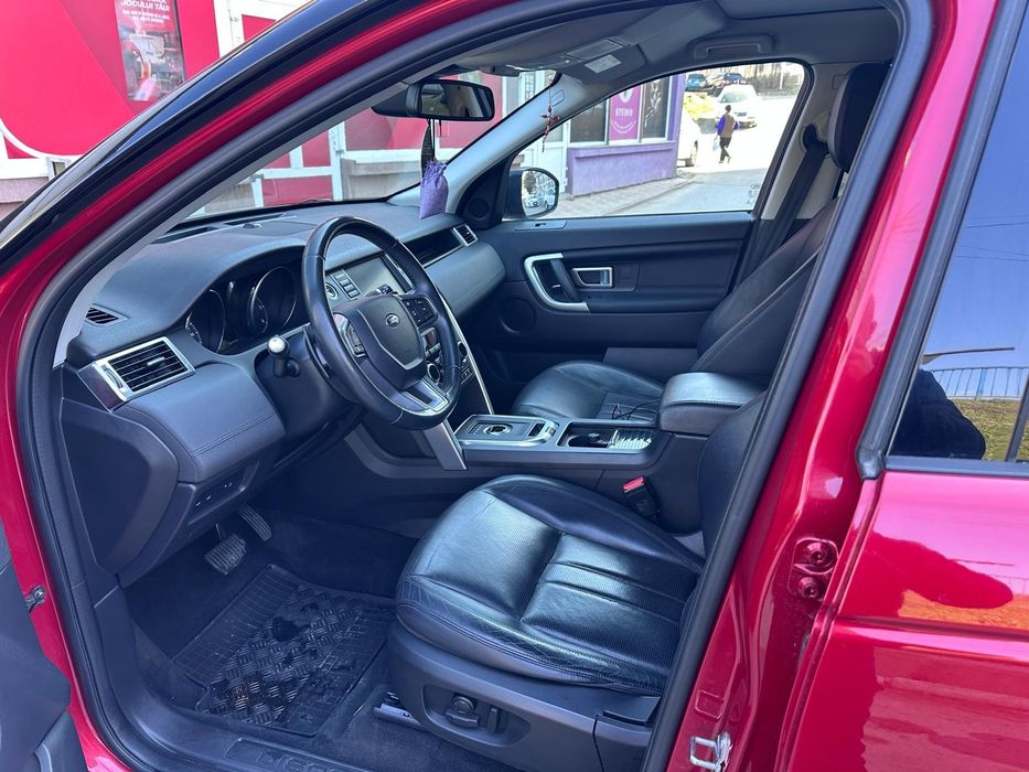 LAND ROVER Discovery Sport TD4 HSE