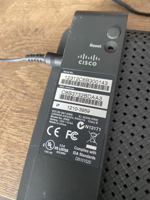 Рутер cisco e900