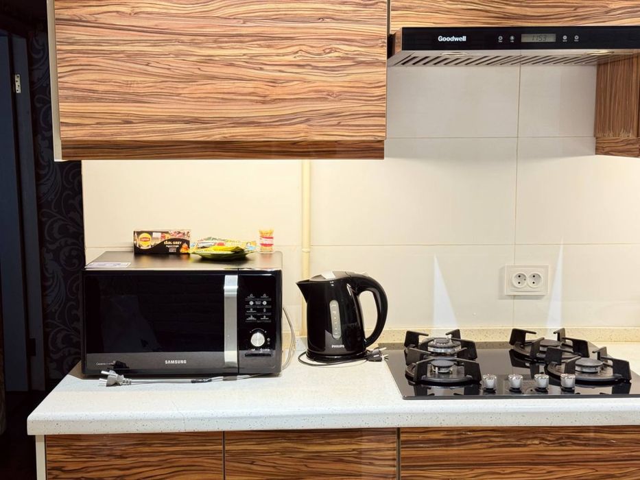 Посуточно Ц-5 самый центр спальный район