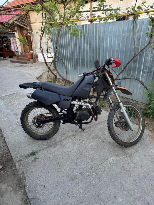 Vând cross 125 4t