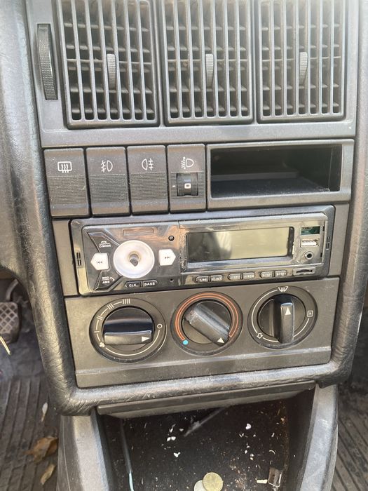 Колонки , магнитола