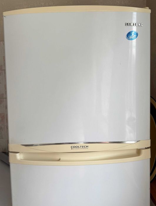 Продается холодильник Samsung!