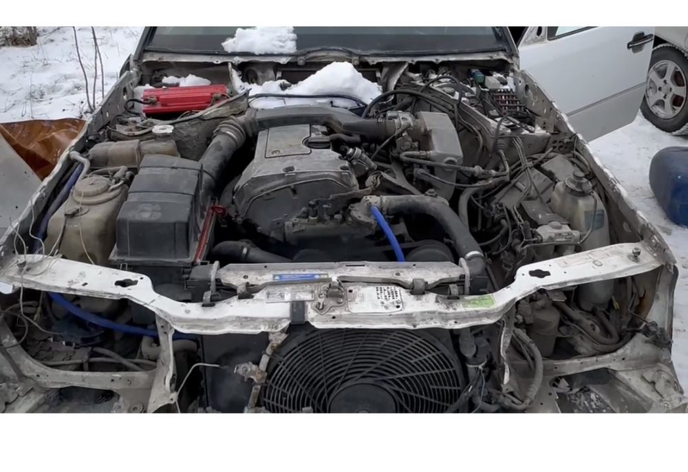 Мотор 2 л 111 с навесным вместе