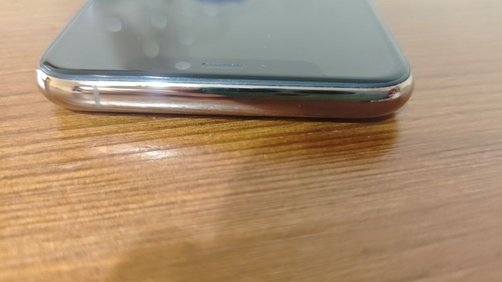 iPhone 11 pro 256gb gold