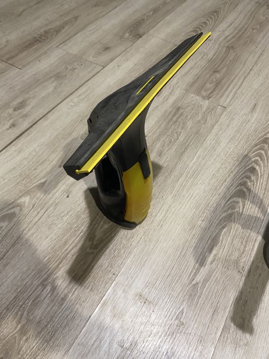 Karcher wv2 стеклоочиститель