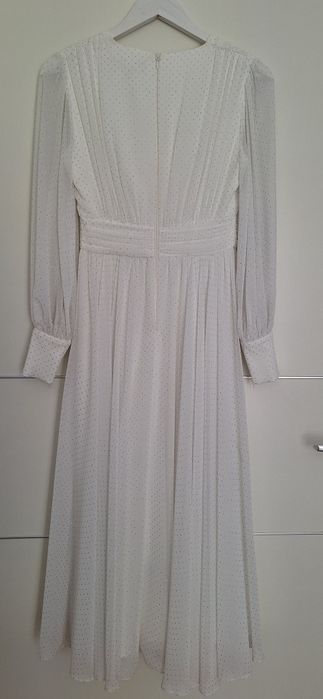 Rochie Nissa albă din voal cu buline argintii