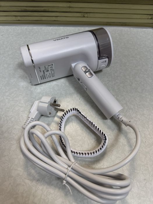 Уред за гладене с пара Vinato (YF-198) 1500W