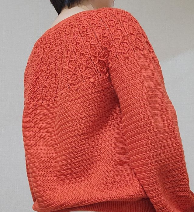 Кофта ручной вязки