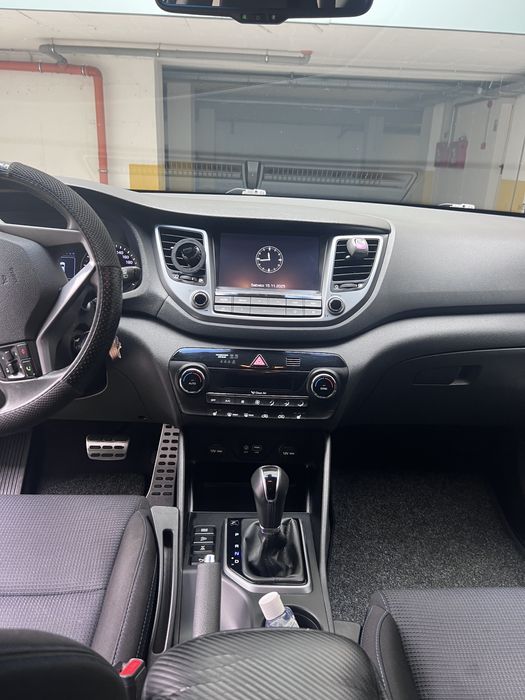 Hyundai tucson 2.0 TDI 4x4 , automat 2016