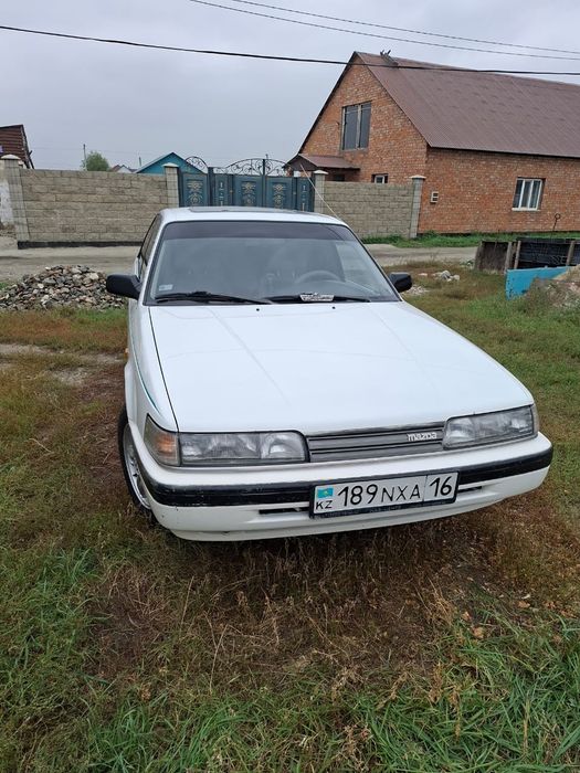 Автомобиль мазда 626