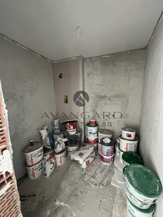 Продава се Четиристаен апартамент в Пловдив, Кършияка - 184 кв.м за 1799 €/кв.м - Снимка #8