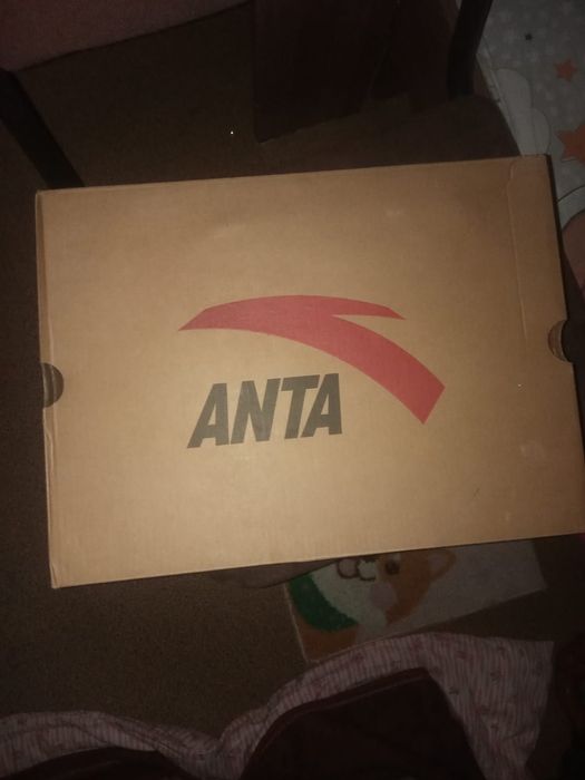 Продам кроссовки