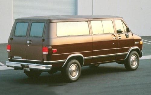 Chevrolet van frugoni orqa eshigi bor komplekt