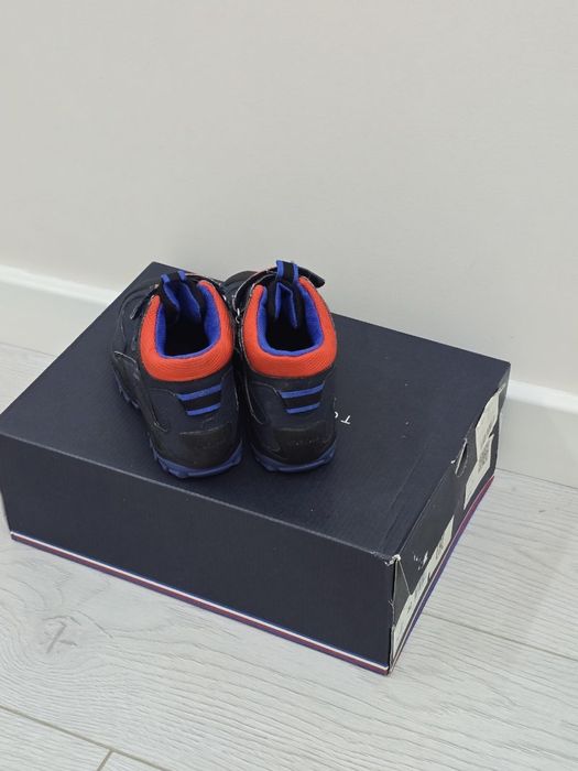 Ботиночки детские водонепроницаемые