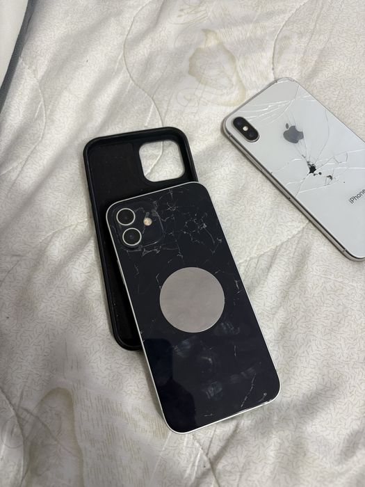 Продам айфон 12 128гб