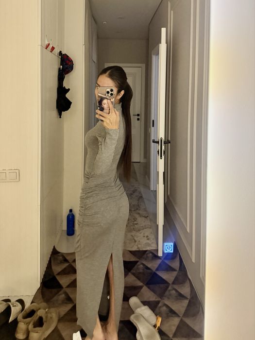 Платье облегающий