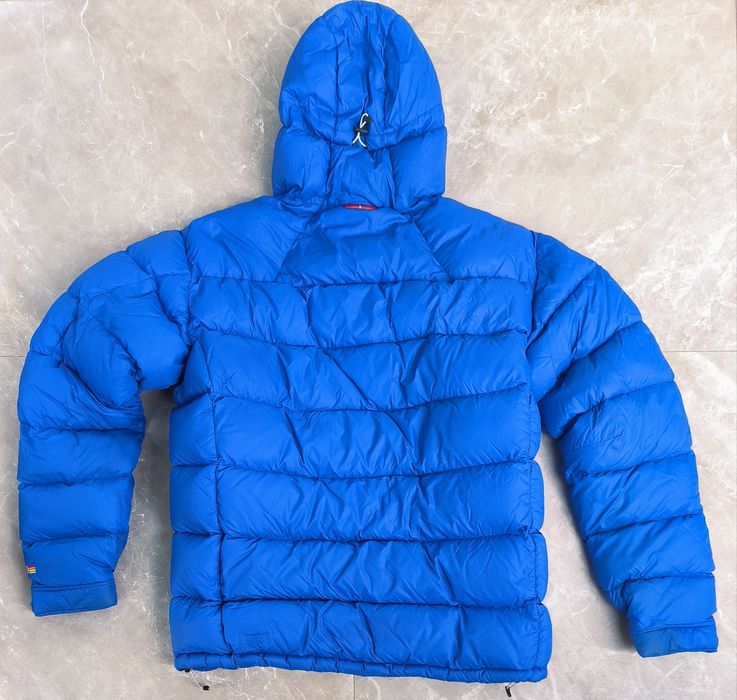 Peak Performance размер XL Зимно Пухено Яке