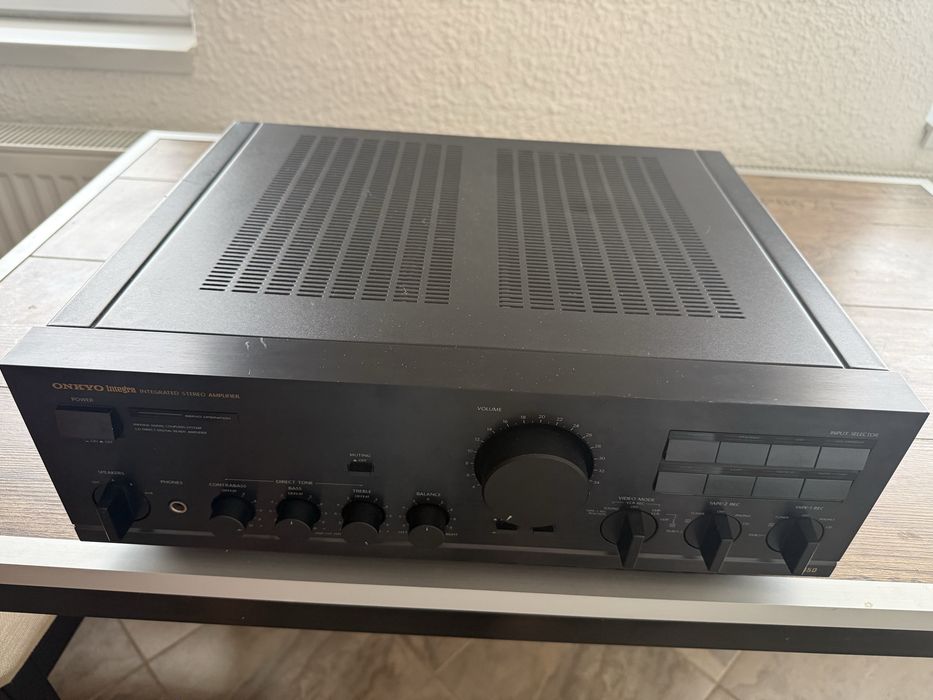 Onkyo integra a 8450