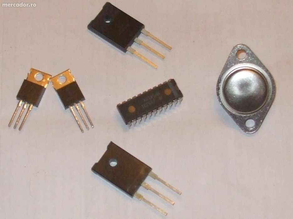 circuite integrate STK si STR