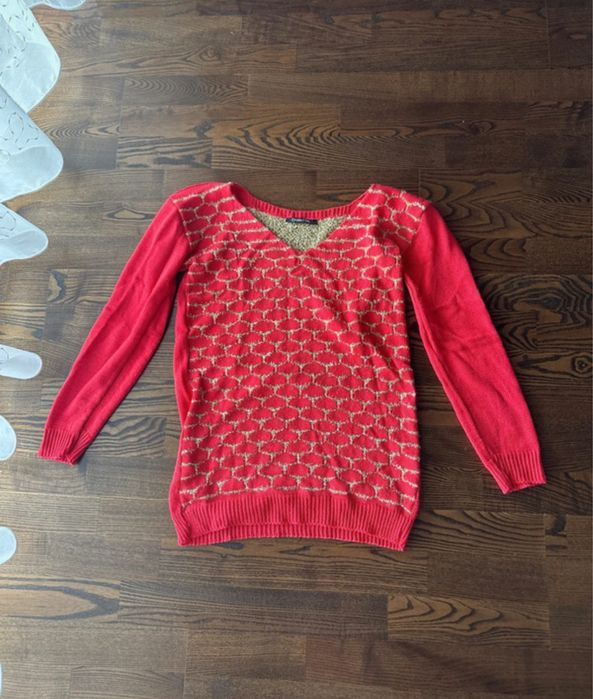 Pulover roșu cu model geometric – Chantal