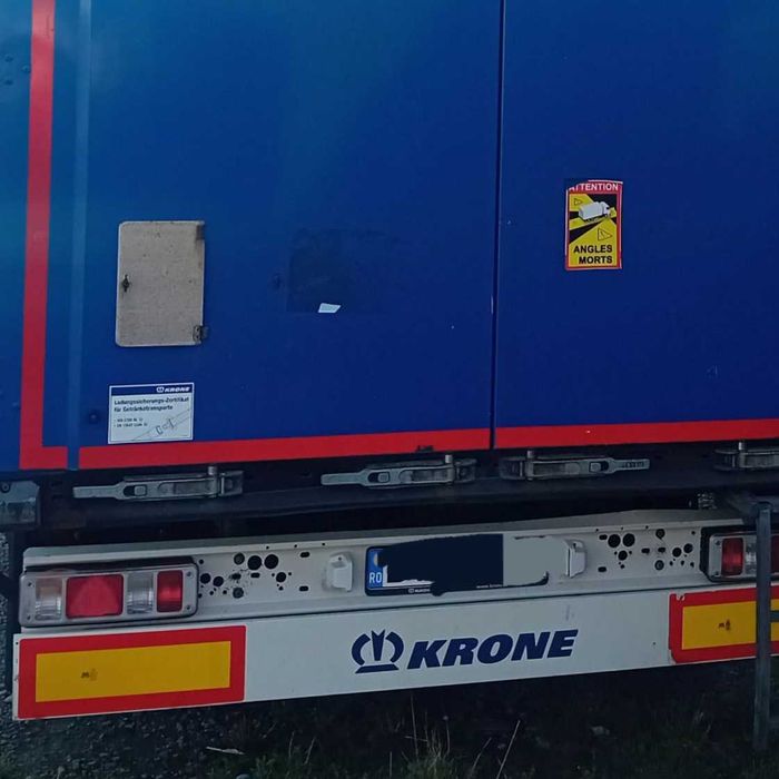 Semiremorci prelata Scwarzmuller Schmitz krone