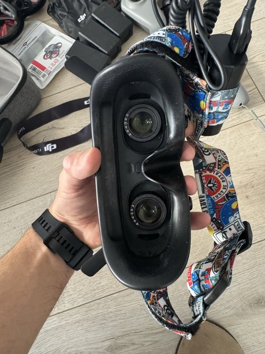 DJI Avata - Fly More Combo + Hard Case + DJI FPV Remote Confroller 2