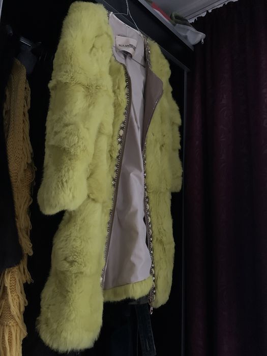 Hainuta de blanita artificiala de buna calitate