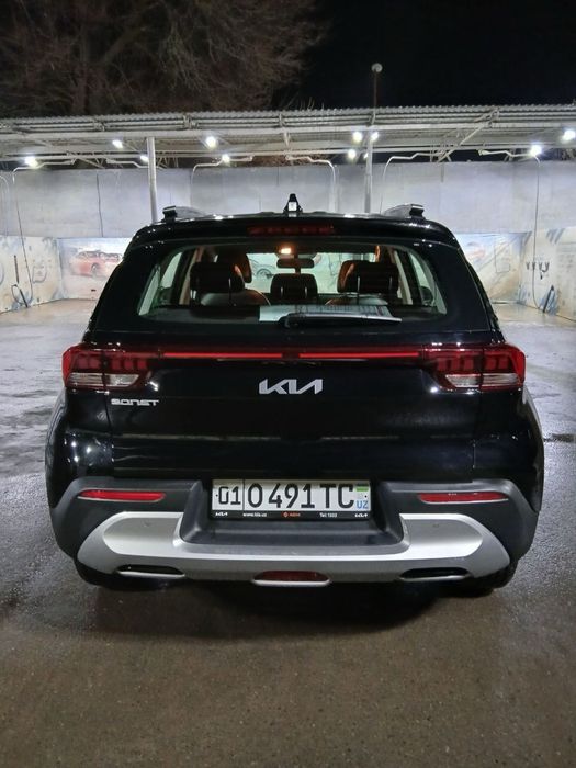 продоется Kia Sonet 2 поз