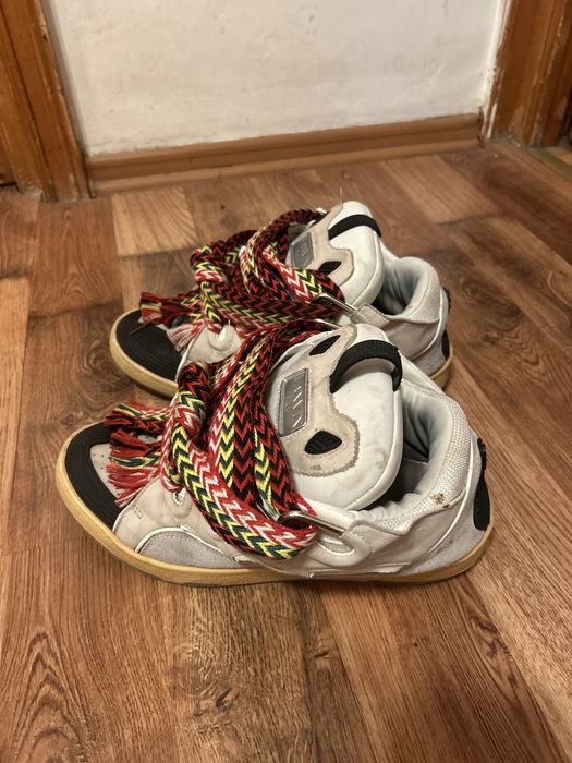 Lanvini Paris Curb