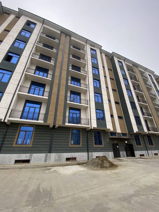 Коробка новостройка