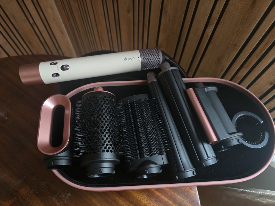 Dyson Airwrap ID HS08