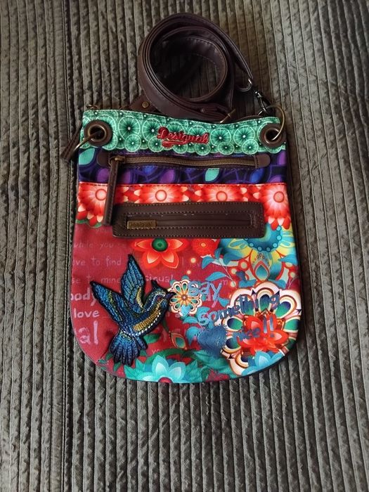 Чанти на Disigual от плат