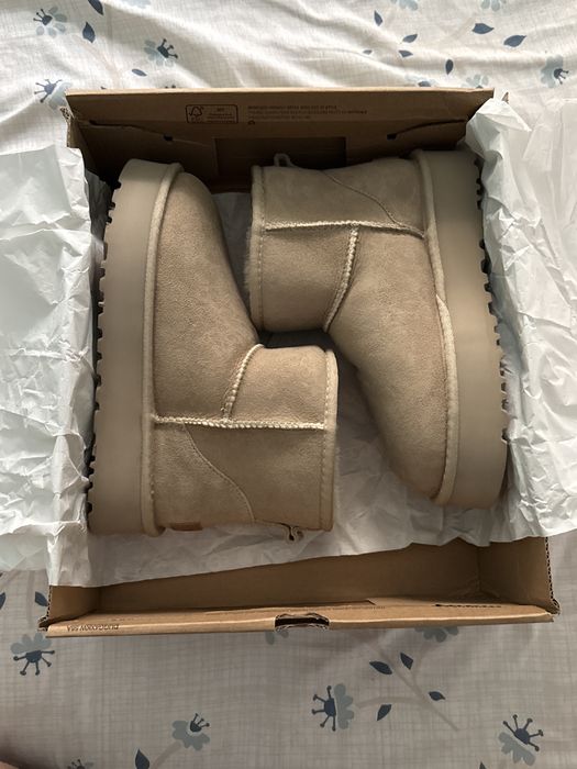 UGG Mini Platform marimea 37