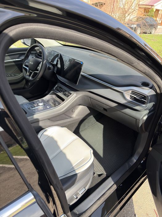 BYD chazor 120km flagship 2025 11 oy 6400km