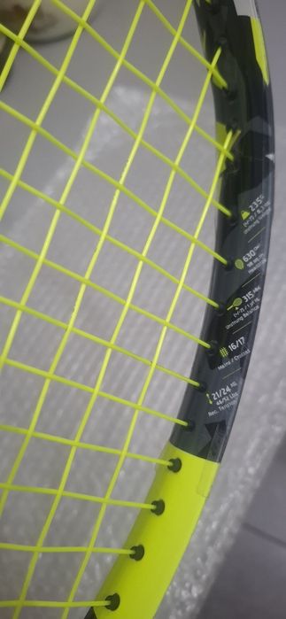 Ракетка для большого тенниса