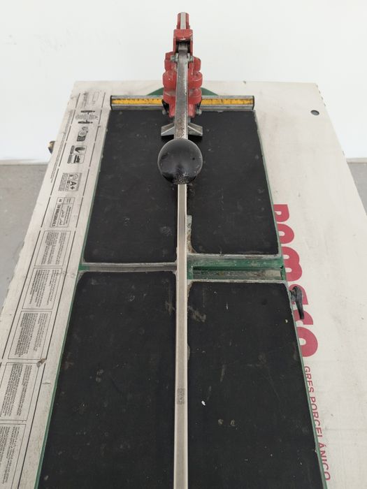 Италианска машина за рязане на плочки 80см