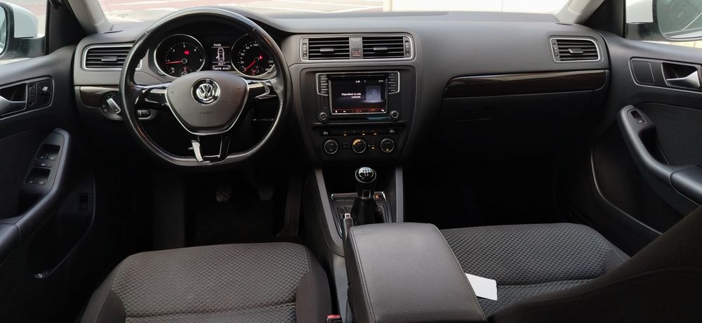 Volkswagen Jetta 2.0TDI 2015