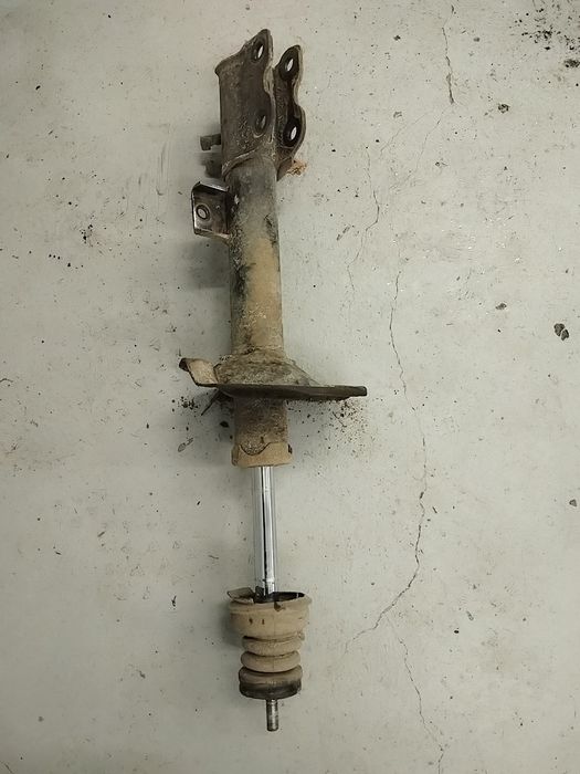 Амортцьор за nissan x trail T30