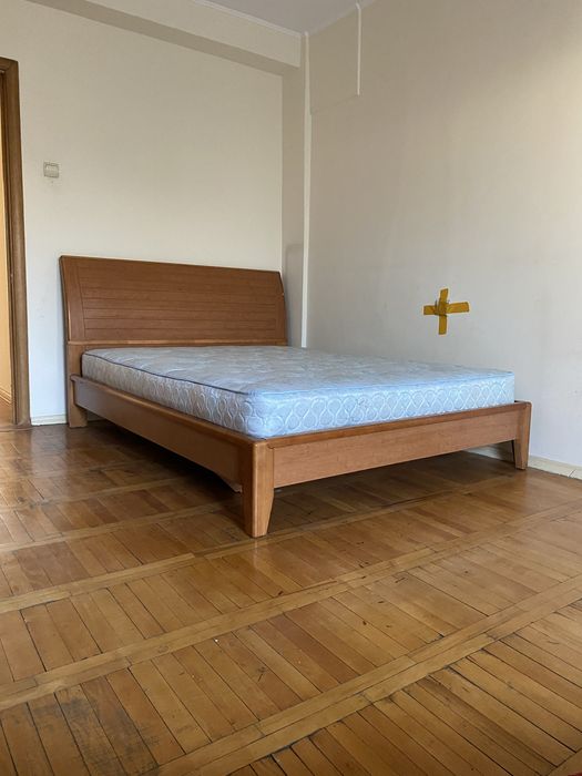 Кровать двухспальная