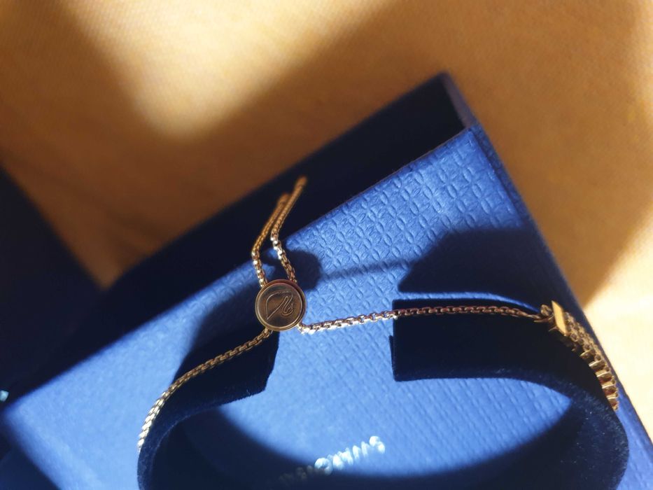 Нови гривни Сваровски - с кутията