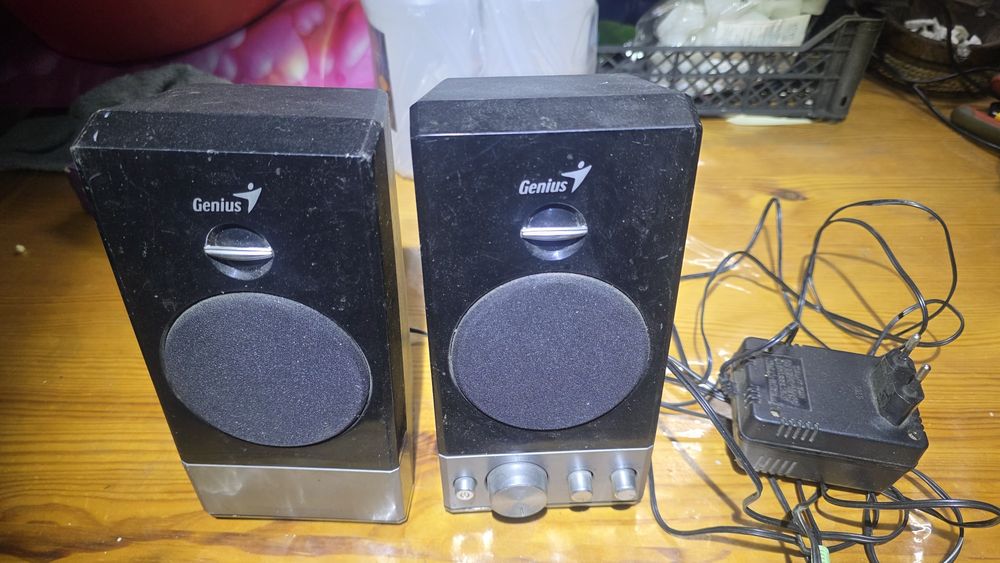 Компьютерные колонки Genius SP-700, 16 Вт