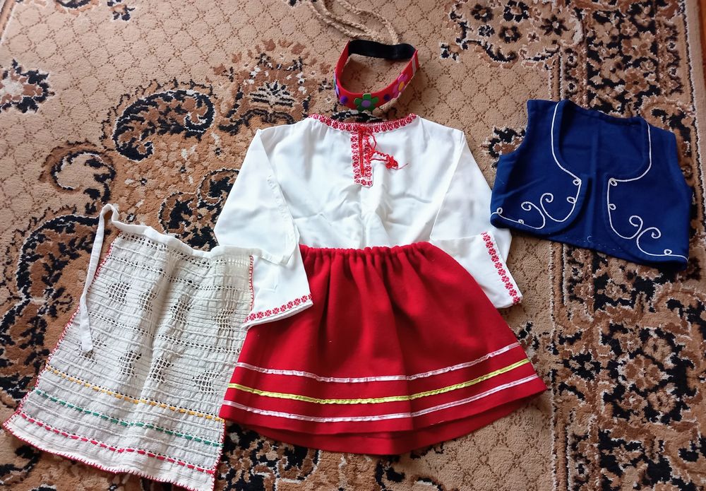 Детска народна носия