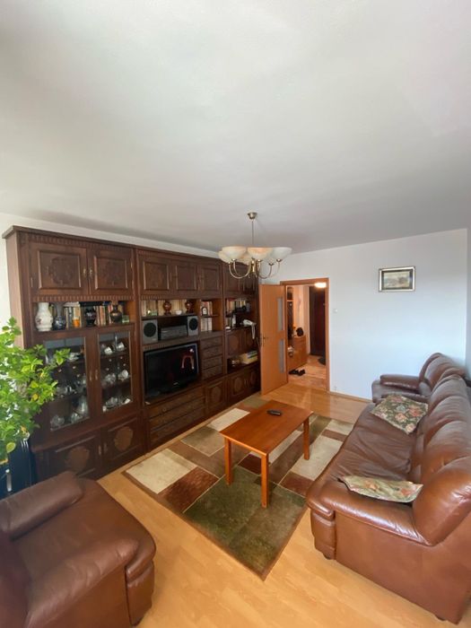 Spre inchiriere apartament Colentina 3 camere